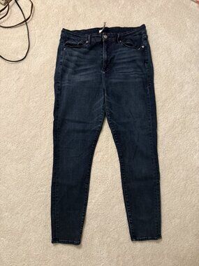 Good American Good Waist Crop Jeans
